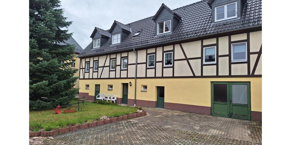 Dachgeschoßwohnung Großschirma - 2 Zimmer, 49 m&sup2;, 295&euro; | Angebot:26334773