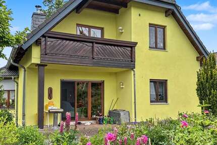 Haus Amtsberg - 7 Zimmer, 156 m&sup2;, 400.000&euro; | Angebot:26981706