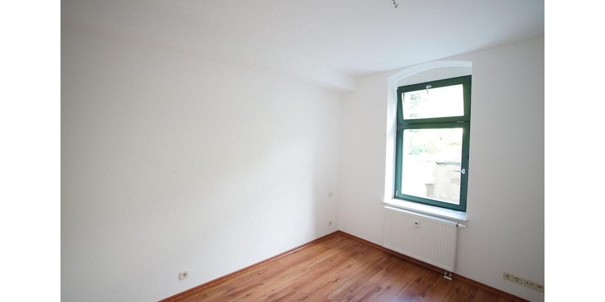 Hochparterre Chemnitz Ebersdorf - 2 Zimmer, 39 m&sup2;, 220&euro; | Angebot:26633245