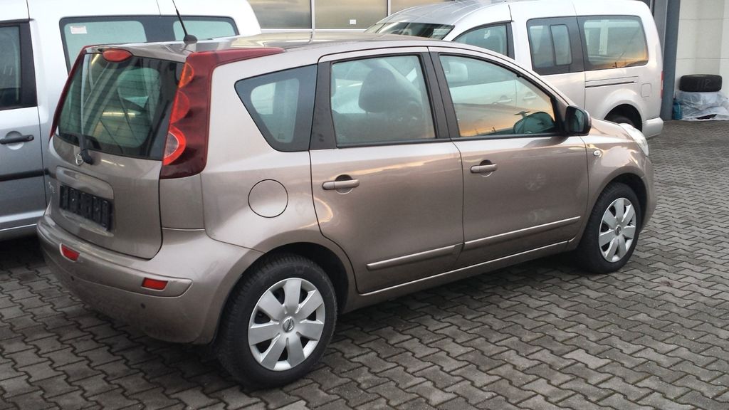 Nissan Note 99.845 km 5.998 &euro; Chemnitz OT Wittgensdorf 09228