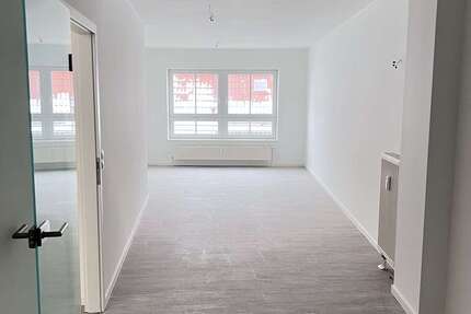 Wohnung zum Mieten in Hohenstein-Ernstthal 410 € 68 m² 2 zimmer