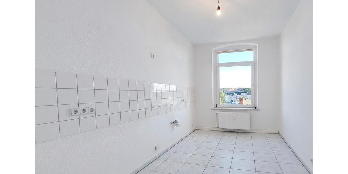 Etagenwohnung Chemnitz Kapellenberg - 2 Zimmer, 75 m&sup2;, 415&euro; | Angebot:26040153