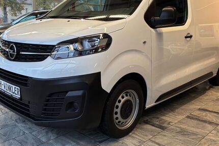 Opel Vivaro 67.986 km 18.499 € Geithain 04643