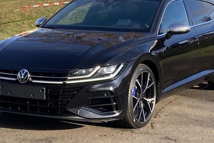 VW Arteon 10.300 km 40.999 € Chemnitz 09125