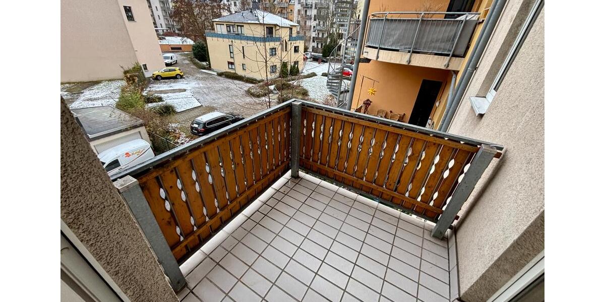 Etagenwohnung Chemnitz Altendorf - 4 Zimmer, 92 m&sup2;, 475&euro; | Angebot:23783976
