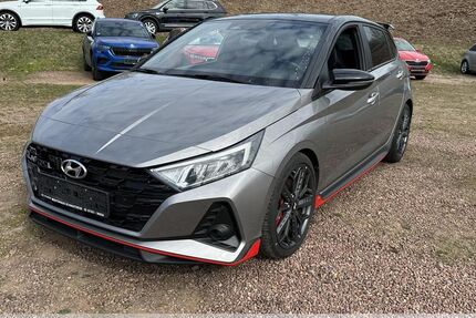 Hyundai i20 46.357 km 23.499 &euro; Chemnitz 09125