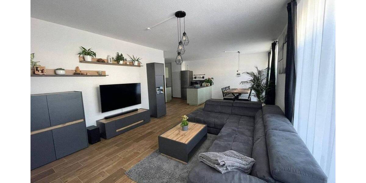 Etagenwohnung Chemnitz Reichenbrand - 3 Zimmer, 92 m&sup2;, 639&euro; | Angebot:26920044