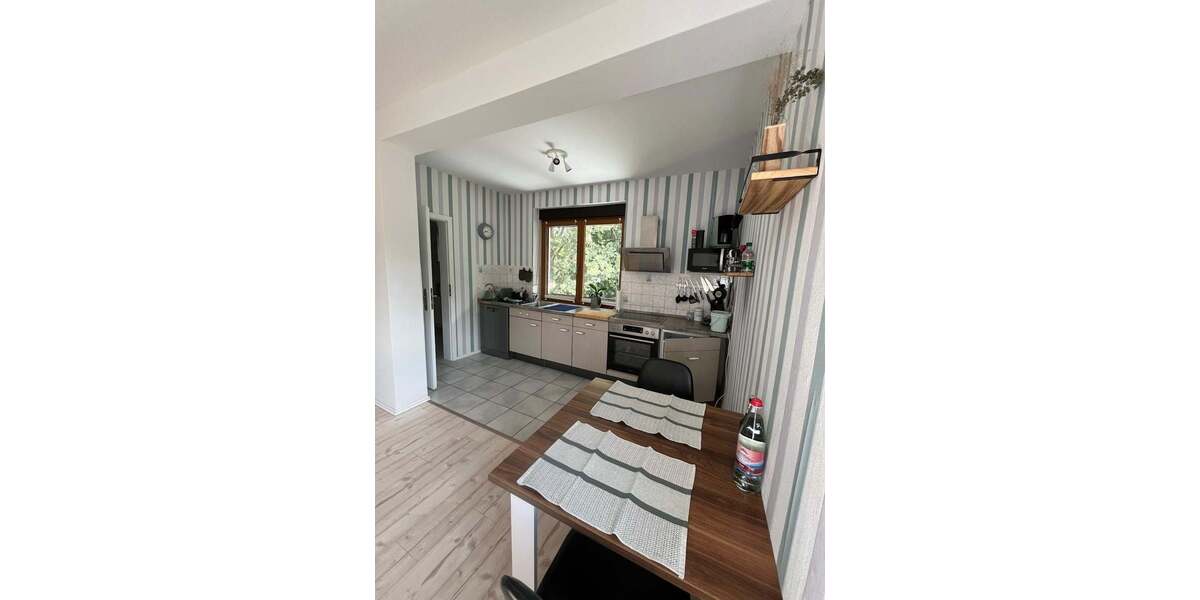 Lebensfreude pur – stilvolles Einfamilienhaus mit Einliegerwohnung und Sonnenterrasse 6 zimmer