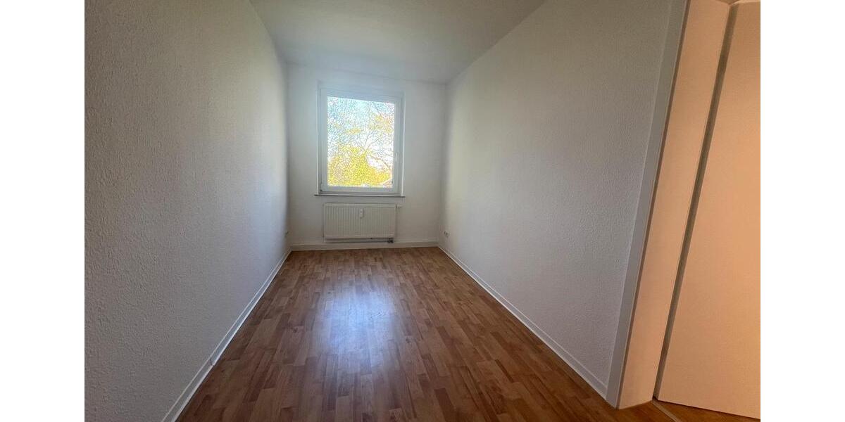 Erdgeschoßwohnung Chemnitz Adelsberg - 3 Zimmer, 61 m&sup2;, 320&euro; | Angebot:26425652