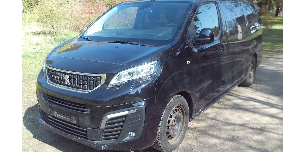 Peugeot Traveller 202.000 km 13.900 &euro; Limbach-Oberfrohna 09212
