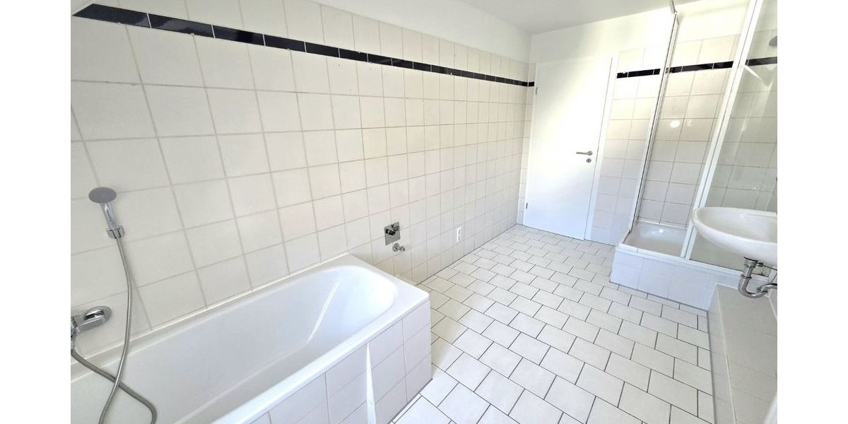 Viel Platz unterm Dach: 5‑Zimmer-Wohnung mit Sichtbalken & Tageslichtbad! - Etagenwohnung Chemnitz Gablenz | Angebot:26674854