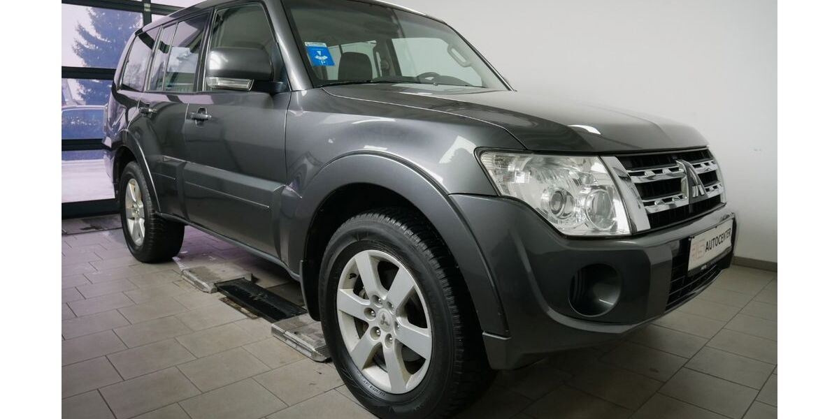 Mitsubishi Pajero 155.736 km 17.990 &euro; Chemnitz 09114