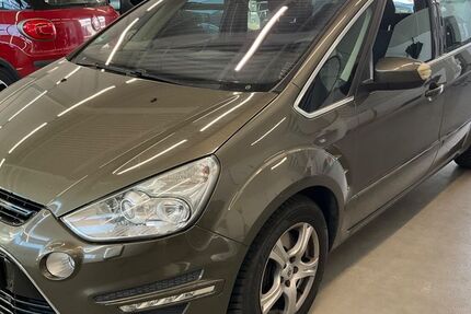 Ford S-Max 183.736 km 6.950 &euro; Limbach-Oberfrohna 09212