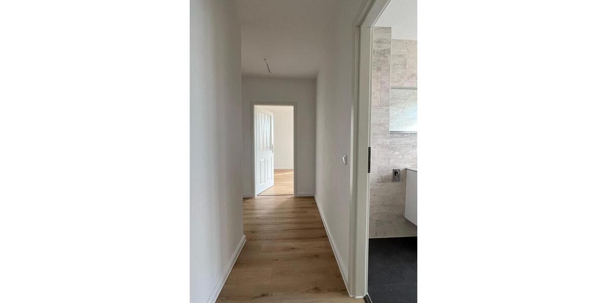 Erdgeschoßwohnung Chemnitz Ebersdorf - 3 Zimmer, 68 m&sup2;, 475&euro; | Angebot:25254343