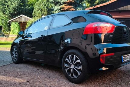 Kia Rio 103.400 km 5.900 &euro; Lugau 09385