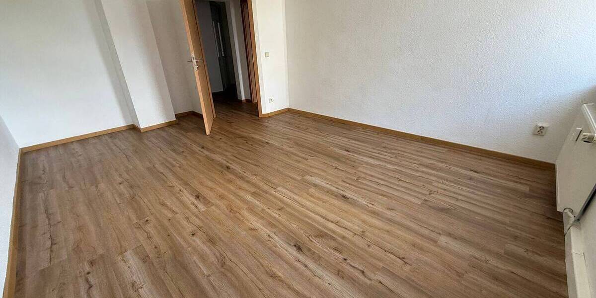Etagenwohnung Chemnitz Lutherviertel - 5 Zimmer, 141 m&sup2;, 990&euro; | Angebot:26672704