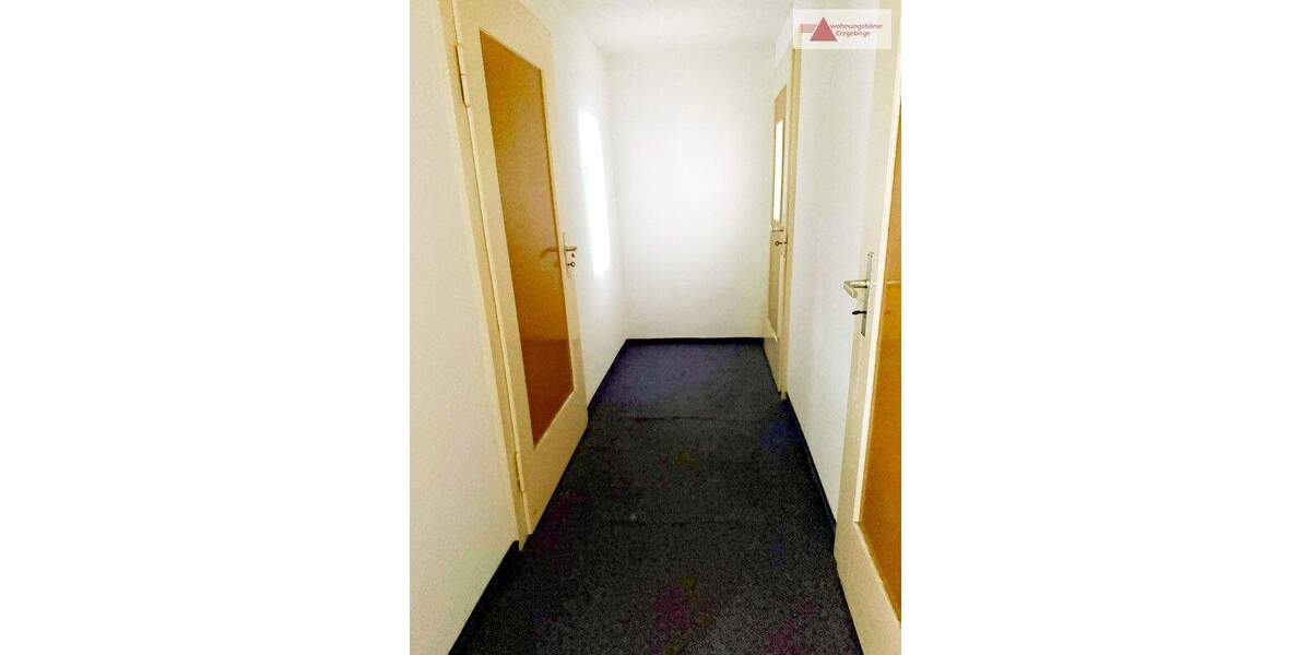 Einfamilienhaus Wiesa / Neundorf Neundorf - 7 Zimmer, 150 m&sup2;, 66.000&euro; | Angebot:25779071