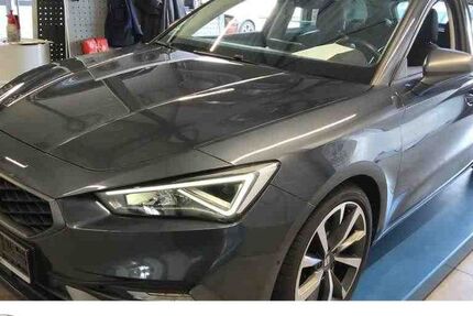 Seat Leon 41.377 km 21.975 € Bernsdorf 09337