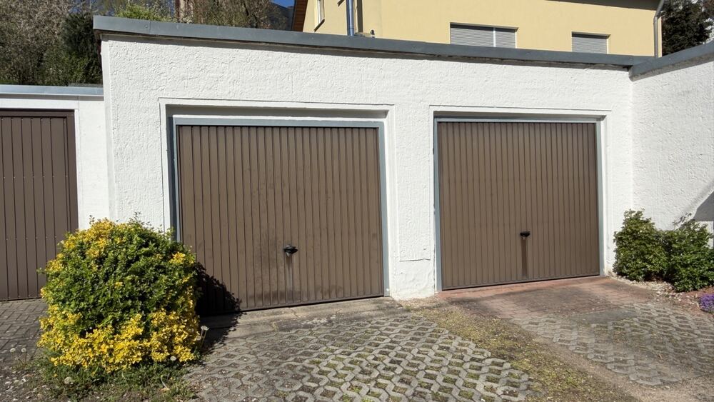 Wohnen und Arbeiten unter einem Dach – Renditestarkes Stadthaus in Geringswalde - Mehrfamilienhaus, Wohnhaus Geringswalde | Angebot:26943688