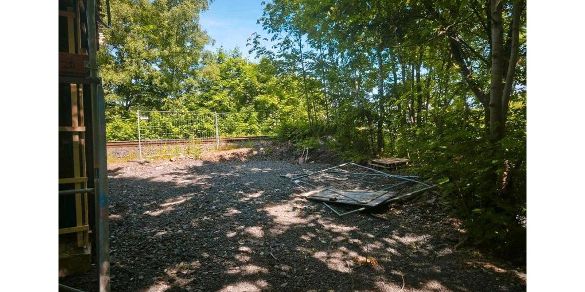 Lagerhalle zur Vermietung 675 m²– frisch saniert mit Außenstellfl zimmer