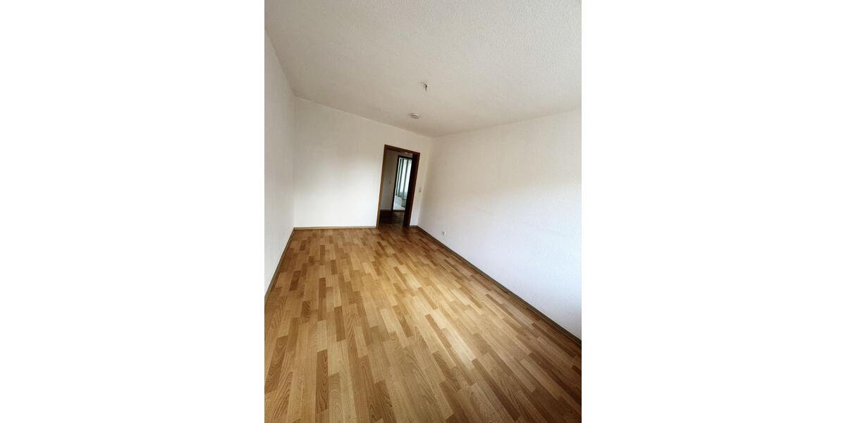 Etagenwohnung Chemnitz Grüna - 2 Zimmer, 59 m&sup2;, 325&euro; | Angebot:25540949
