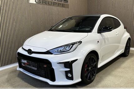 Toyota Yaris 40.264 km 33.999 &euro; Chemnitz 09125