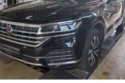 VW Touareg 90.003 km 42.690 &euro; Chemnitz 09113