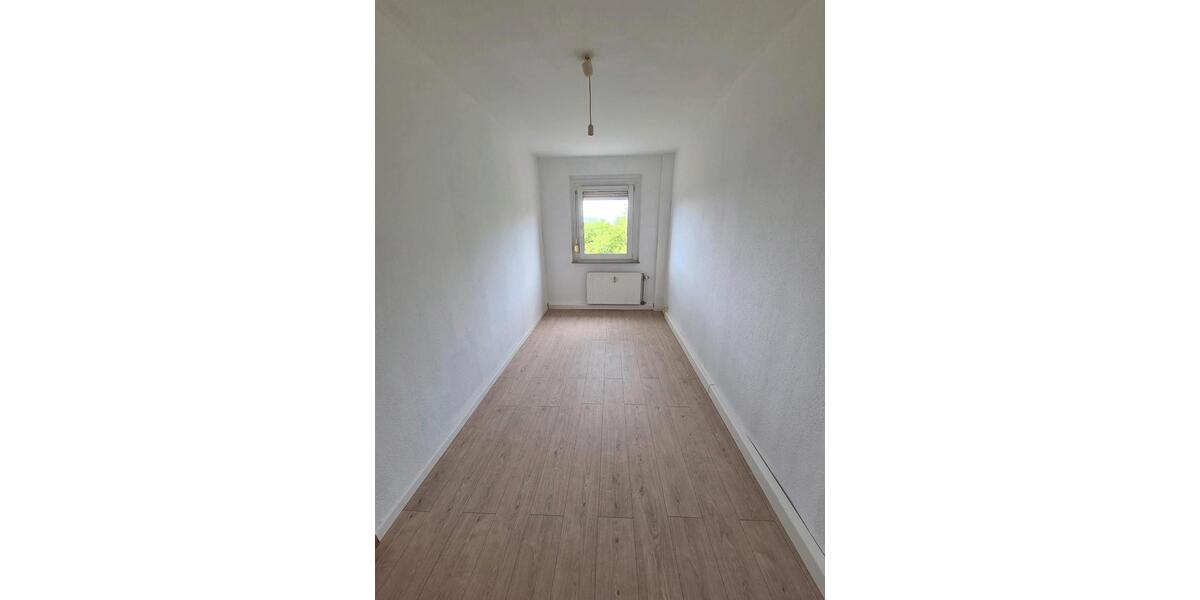 Etagenwohnung Chemnitz Rabenstein - 4 Zimmer, 80 m&sup2;, 92.000&euro; | Angebot:26550449