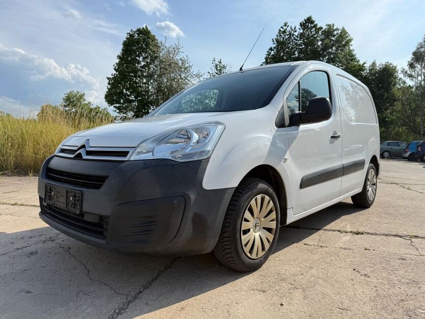 Citroen Berlingo 131.000 km 5.999 € Chemnitz 09114