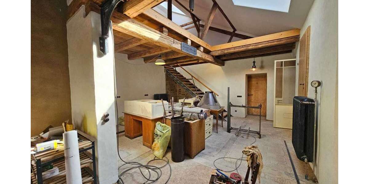 Vielseitige Immobilie im Industriestil – mit Stellplätzen, Eventfläche & Ausbaupotenzial - Gewerbeobjekt Chemnitz Hilbersdorf | Angebot:22865929