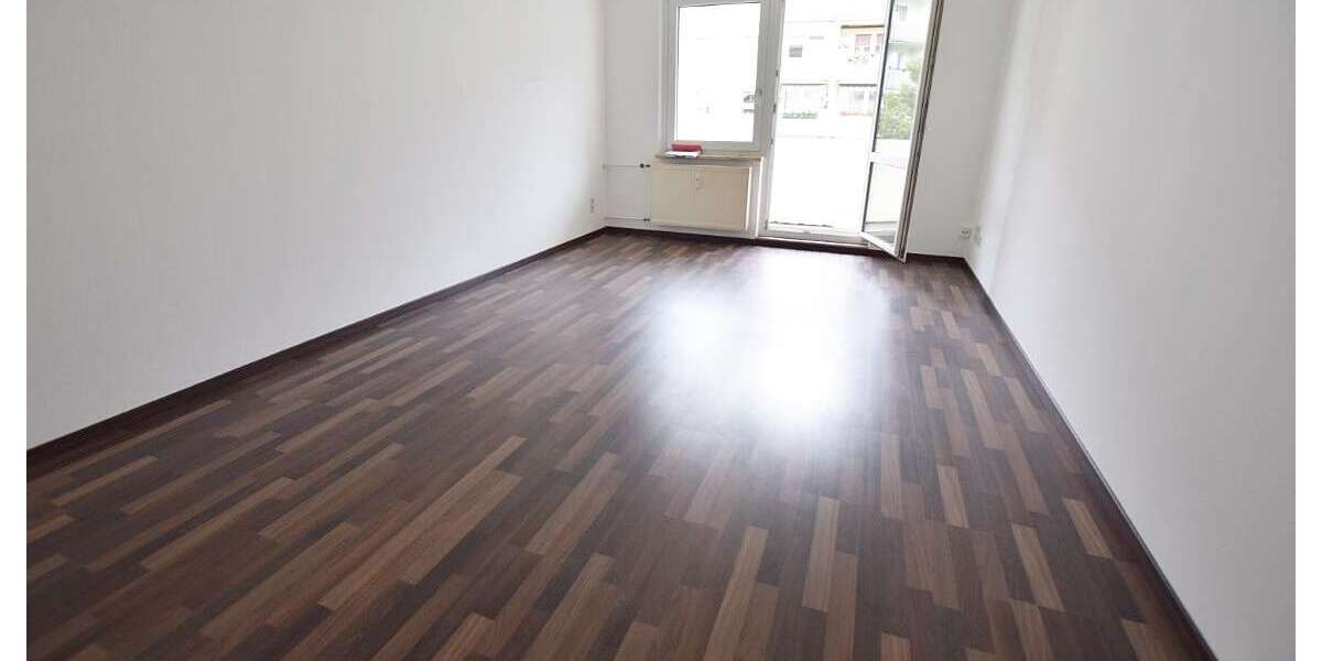 Etagenwohnung Chemnitz Reichenbrand - 4 Zimmer, 82 m&sup2;, 82.000&euro; | Angebot:26662380