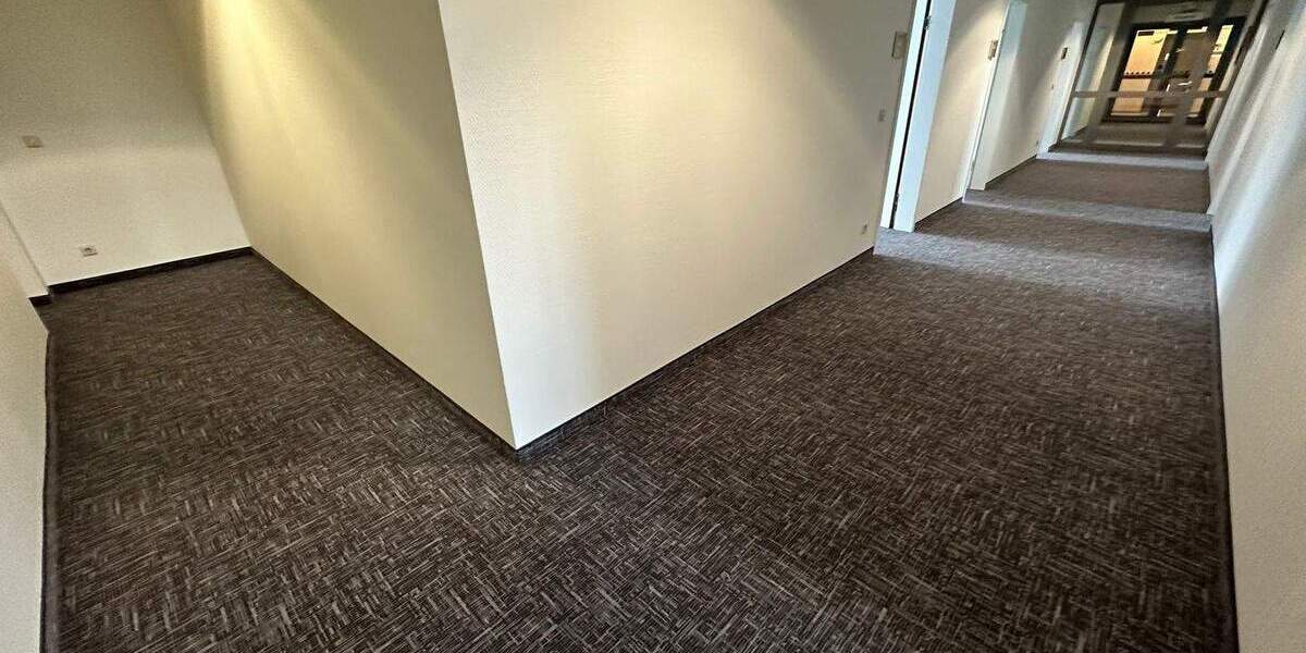Gewerbeobjekt Chemnitz Zentrum - 8 Zimmer, 350 m&sup2;, 2.800&euro; | Angebot:25815926