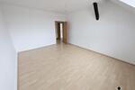 Dachgeschoßwohnung Chemnitz Kapellenberg - 2 Zimmer, 60 m&sup2;, 300&euro; | Angebot:26681017