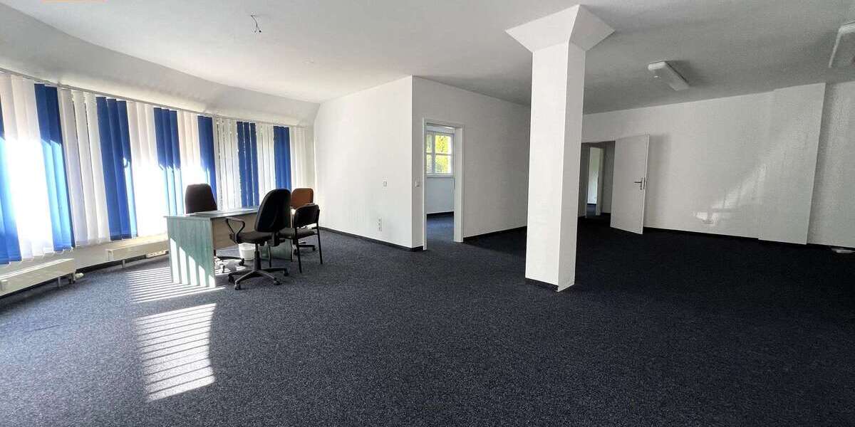 Einzelhandel in Mittweida 168.000 € 146.03 m² zimmer