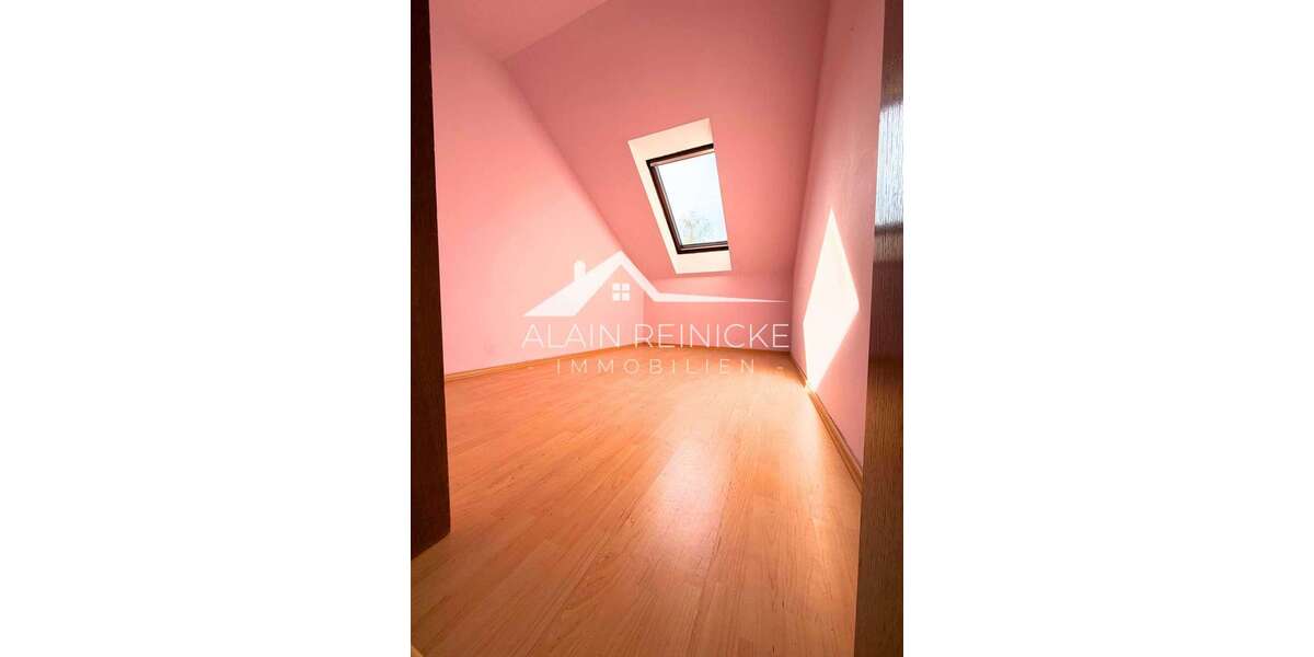Wohnen unterm Dach - Dachgeschoßwohnung Chemnitz Altendorf | Angebot:25789732