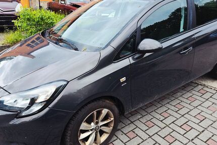 Opel Corsa 244.500 km 2.700 &euro; Chemnitz 09114