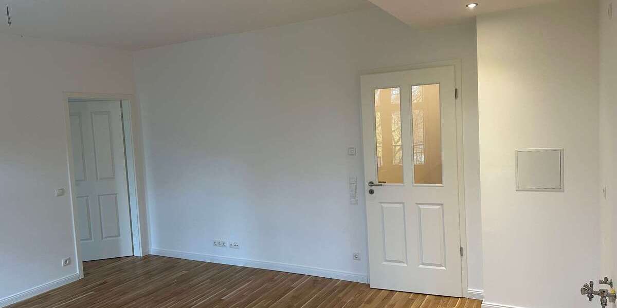 Wohnung zum Mieten in Chemnitz 614 € 67.82 m² 3 zimmer