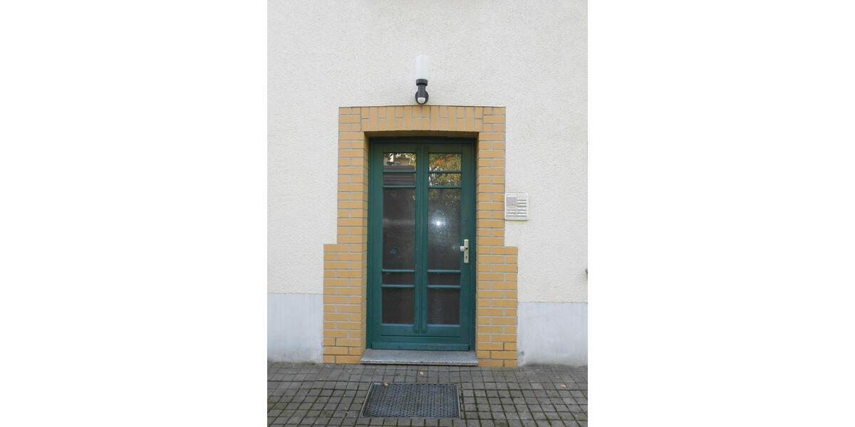 Etagenwohnung Chemnitz Ebersdorf - 1 Zimmer, 33 m&sup2;, 200&euro; | Angebot:23292430