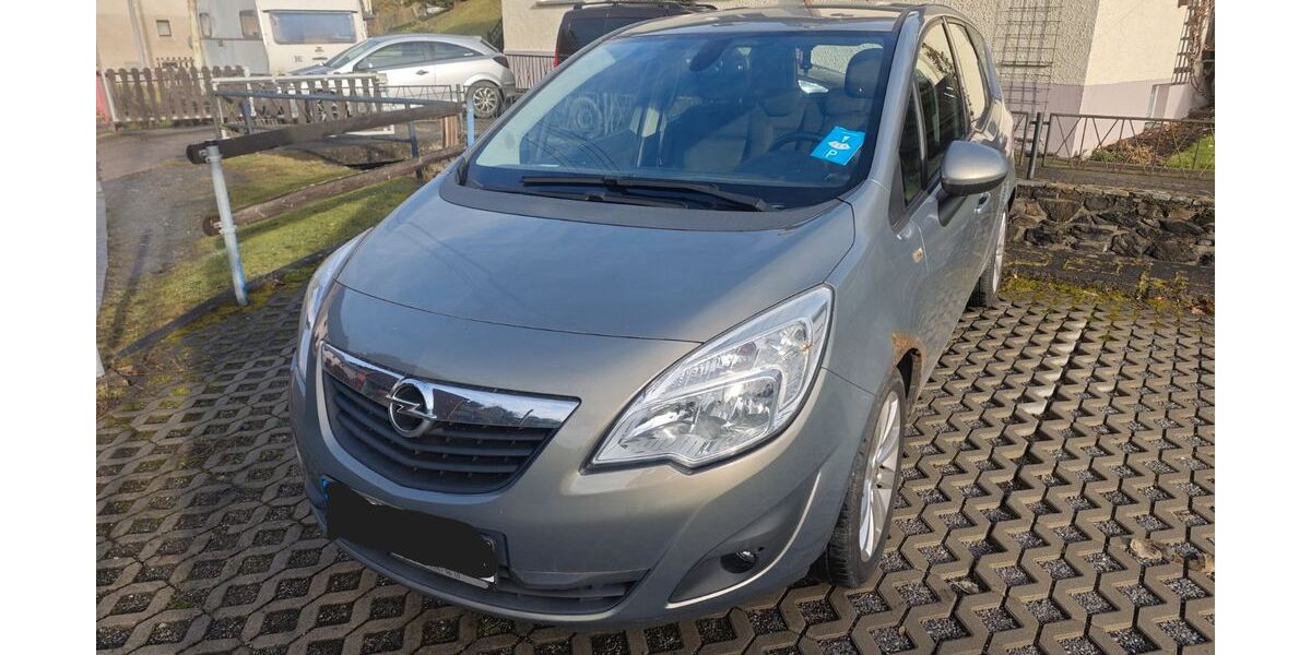 Opel Meriva 109.500 km 1.799 € Krumhermersdorf 09434
