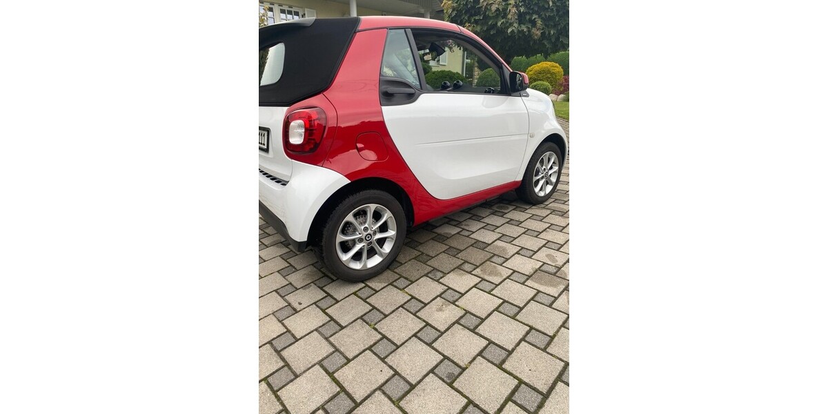 Smart Fortwo Cabrio 34.750 km 11.800 &euro; Auerbach 09392