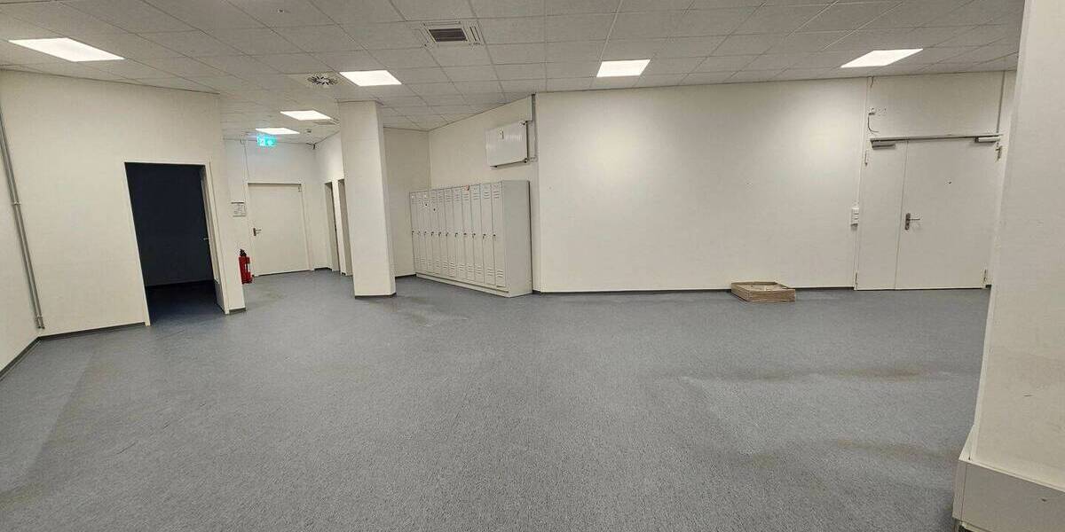 Gewerbeobjekt Chemnitz Sonnenberg - 6 Zimmer, 3.000&euro; | Angebot:26257347