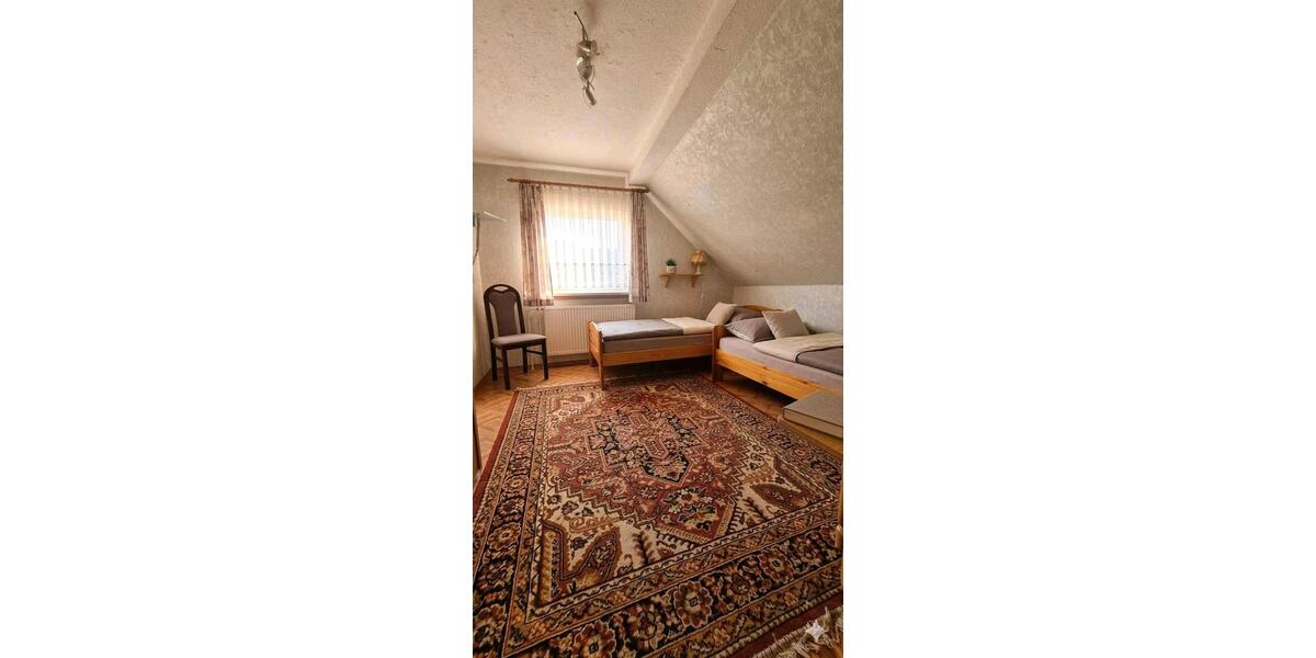 Doppelhaushälfte Brand-Erbisdorf Erbisdorf - 1 Zimmer, 134 m&sup2;, 180.000&euro; | Angebot:26254839