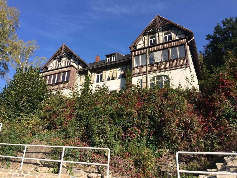 Haus zum Kaufen in Amtsberg 159.000 € 470 m²