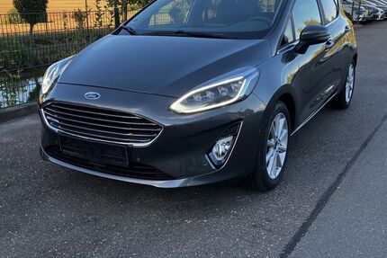 Ford Fiesta 58.890 km 13.899 € Chemnitz - Mittelbach 09224