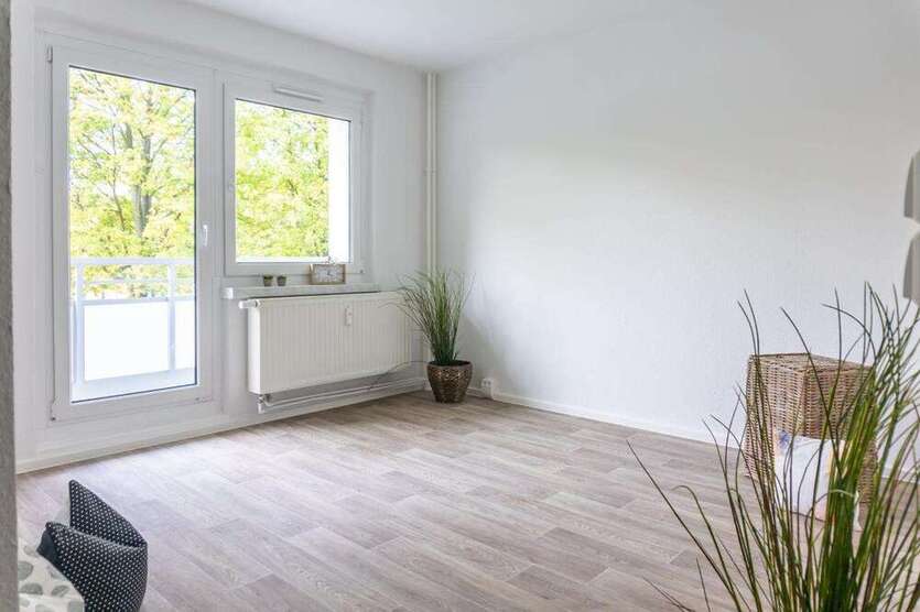 Wohnung zum Mieten in Chemnitz 236 € 35.07 m²