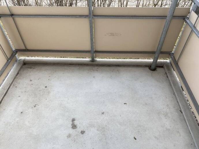 Etagenwohnung Chemnitz Lutherviertel - 2 Zimmer, 49 m&sup2;, 295&euro; | Angebot:25696240