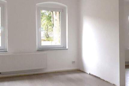 NEU SANIERT! 3R-Wohnung mit Stellplatz 80 m² (EBK) ***Vermieter-Bonus 2 Kaltmieten geschenkt*** 3 zimmer
