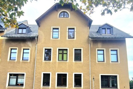 Schicke 3-Zimmer-Dachgeschosswohnung in zentraler Lage von Stollberg! 3 zimmer