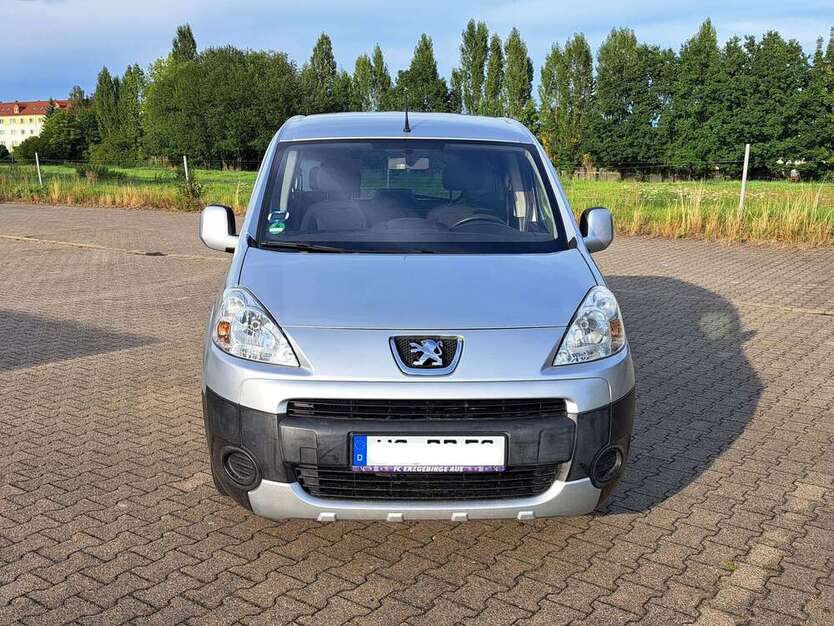 Peugeot Partner 85.000 km 12.990 € Hainichen 09661