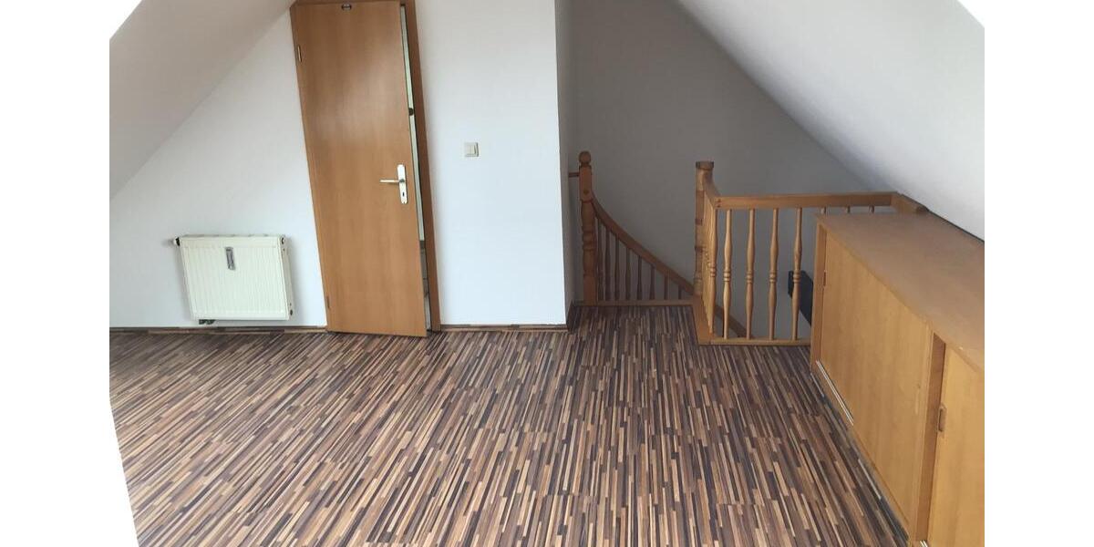 Maisonettenwohnung Chemnitz Kapellenberg - 3 Zimmer, 83 m&sup2;, 120.000&euro; | Angebot:26623954